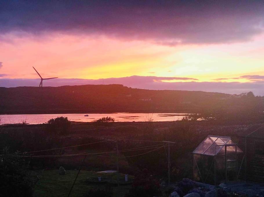 Apartamento Curlews Rest - Gateway To The Aran Islands Galway Exterior foto